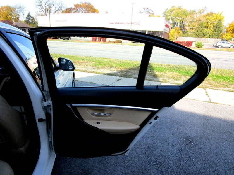 2017 BMW 3 Series 330i xDrive