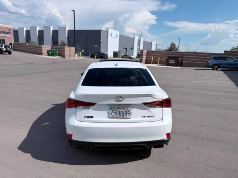 2017 Lexus IS 350