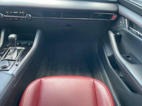 2023 Mazda Mazda3 Hatchback 2.5 S Carbon Edition