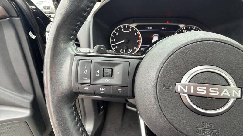 2022 Nissan Rogue SL