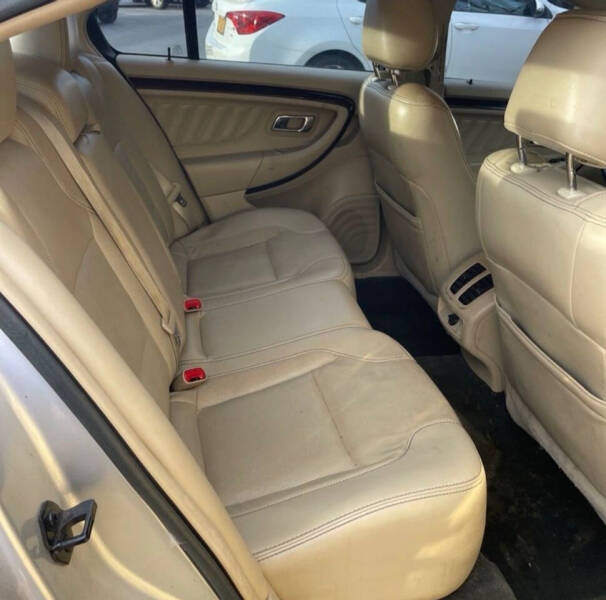 2014 Ford Taurus Limited
