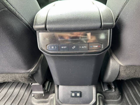 2020 Toyota Highlander L