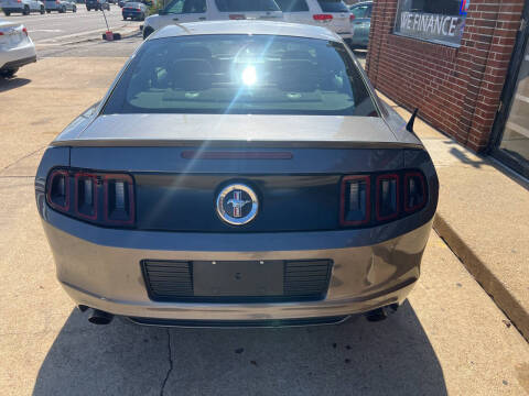 2013 Ford Mustang V6