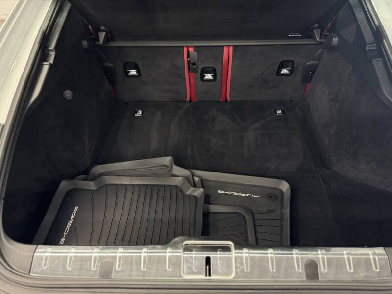 2023 Porsche Panamera