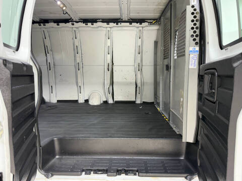 2017 Chevrolet Express 2500