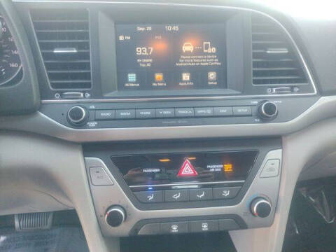 2018 Hyundai Elantra