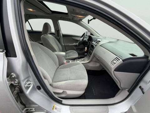 2011 Toyota Corolla LE