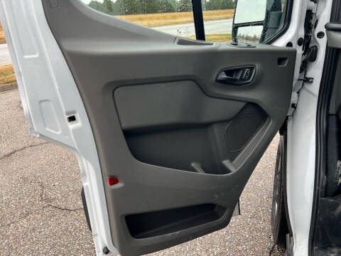 2023 Ford Transit 250