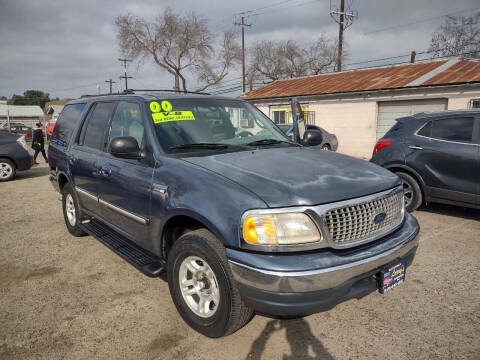 2000 Ford Expedition for sale at Larry's Auto Sales Inc. in Fresno CA