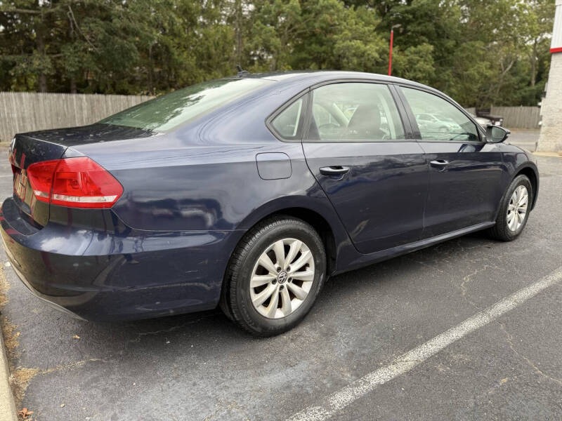 2012 Volkswagen Passat S PZEV