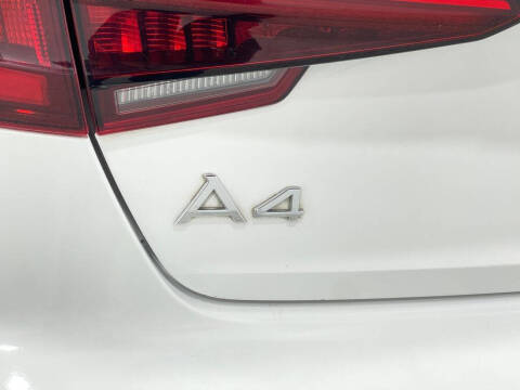 2017 Audi A4 2.0T quattro Premium Plus