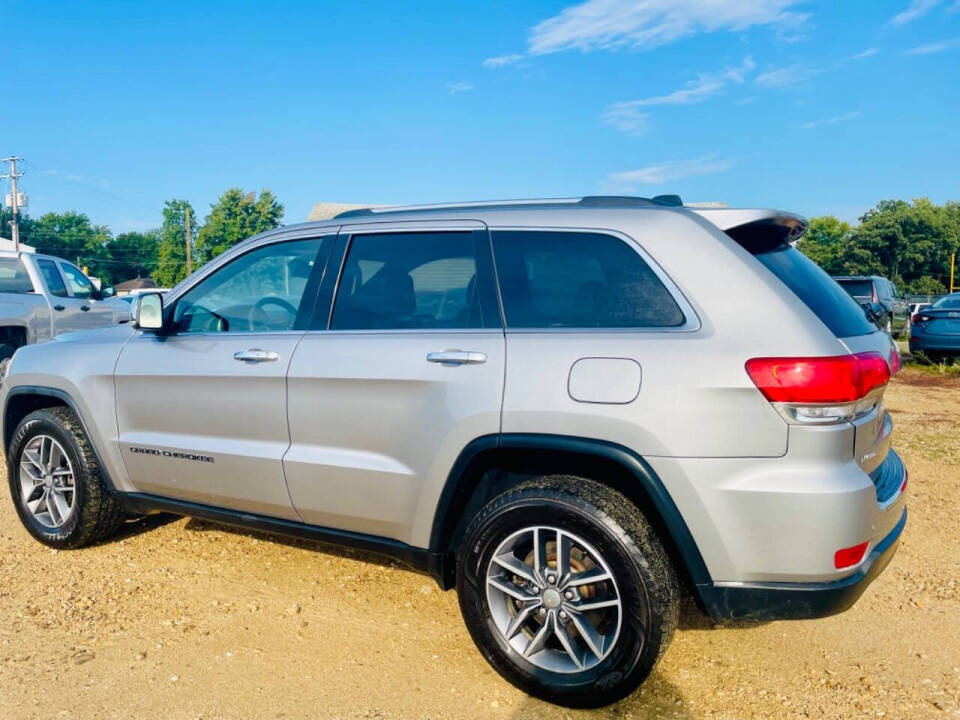 2017 Jeep Grand Cherokee for sale at Top Gear Auto Sales LLC in Le Roy, MN