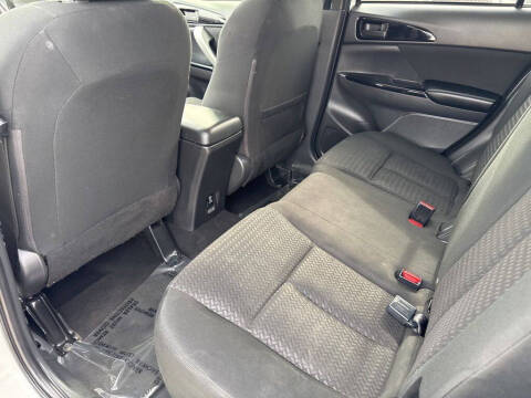 2024 Mitsubishi Eclipse Cross LE