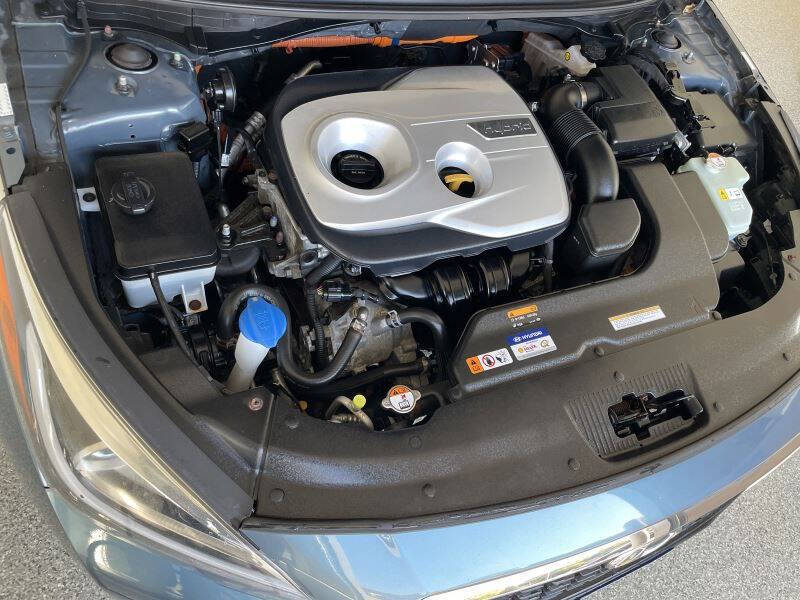 2016 Hyundai Sonata Hybrid SE