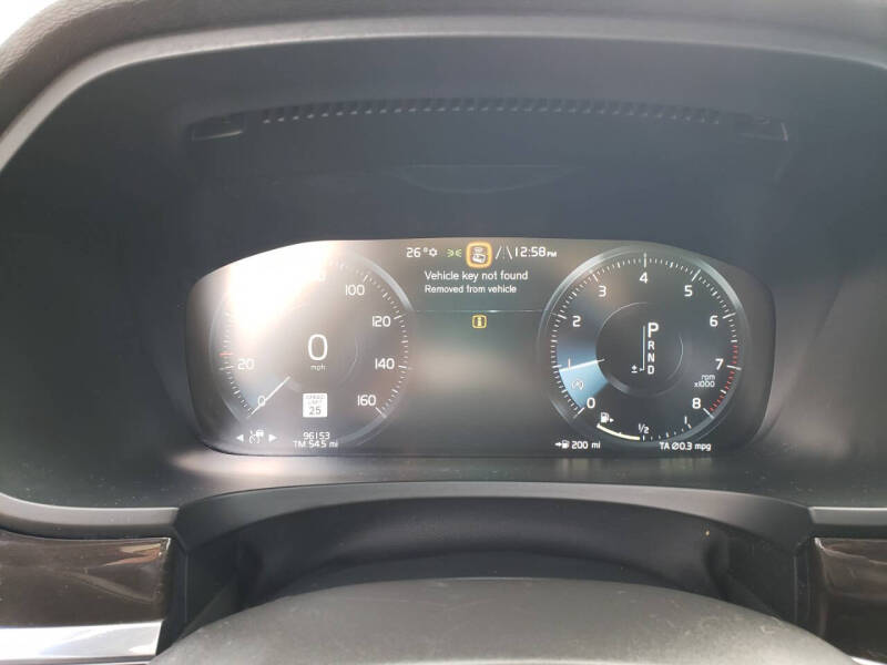 2018 Volvo S90 T6 Momentum