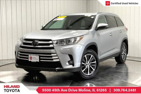 2019 Toyota Highlander for sale at HILAND TOYOTA in Moline IL