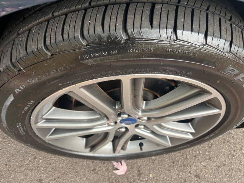 2019 Ford Edge Titanium