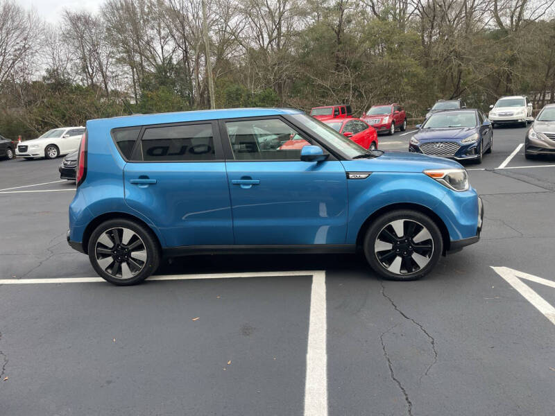 2016 Kia Soul +