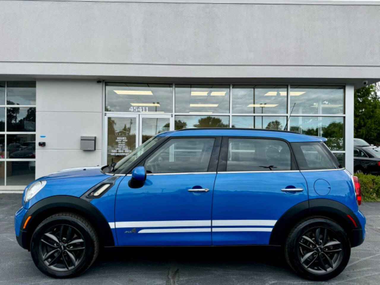 2012 MINI Cooper Countryman for sale at Opus Motorcars in Utica, MI