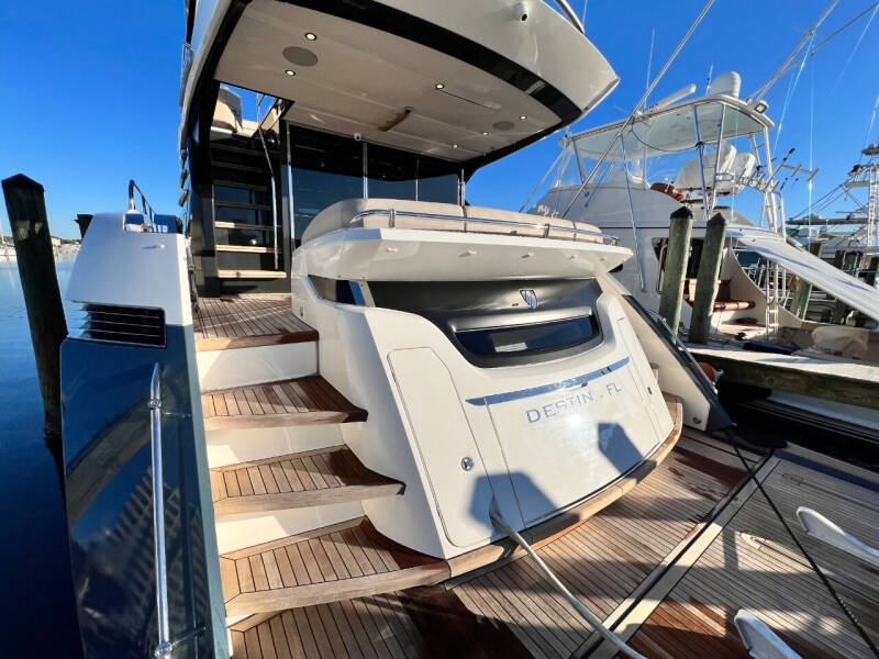2020 Fairline Squadron