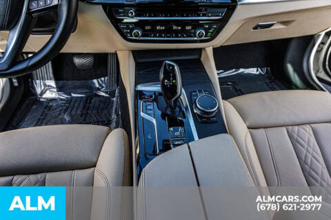 2022 BMW 5 Series 530i