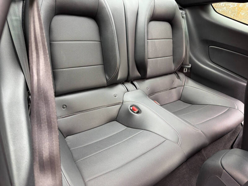 2021 Ford Mustang EcoBoost Premium