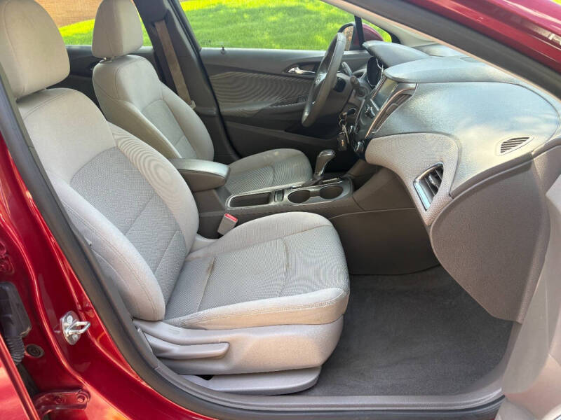 2018 Chevrolet Cruze LT Auto