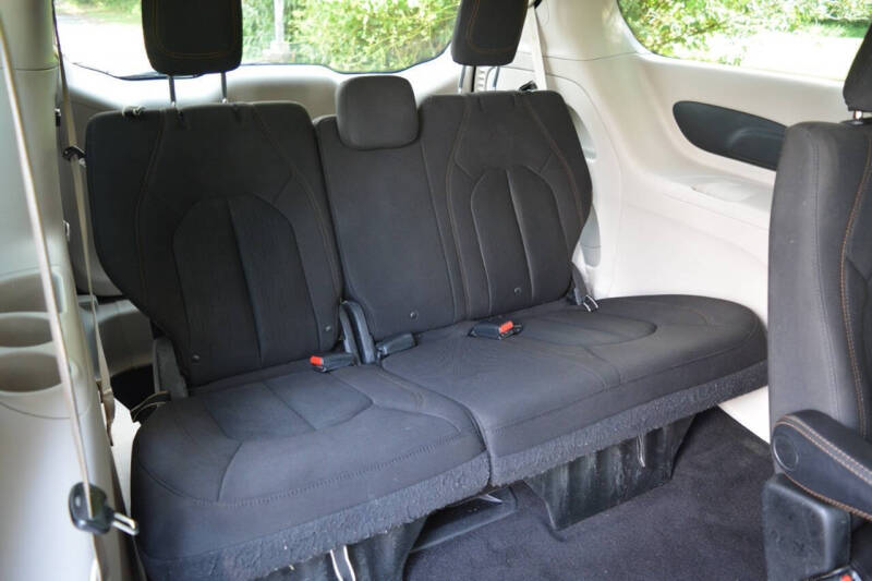 2017 Chrysler Pacifica Touring