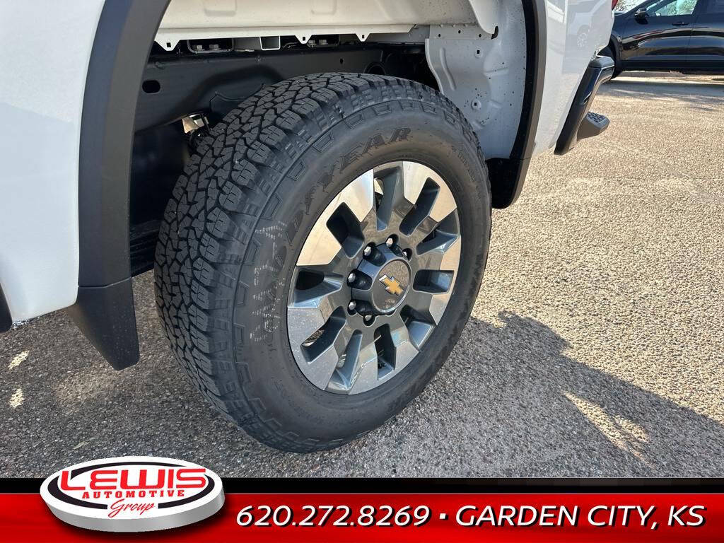 2025 Chevrolet Silverado 2500HD for sale at Lewis Chevrolet of Garden City in Garden City, KS