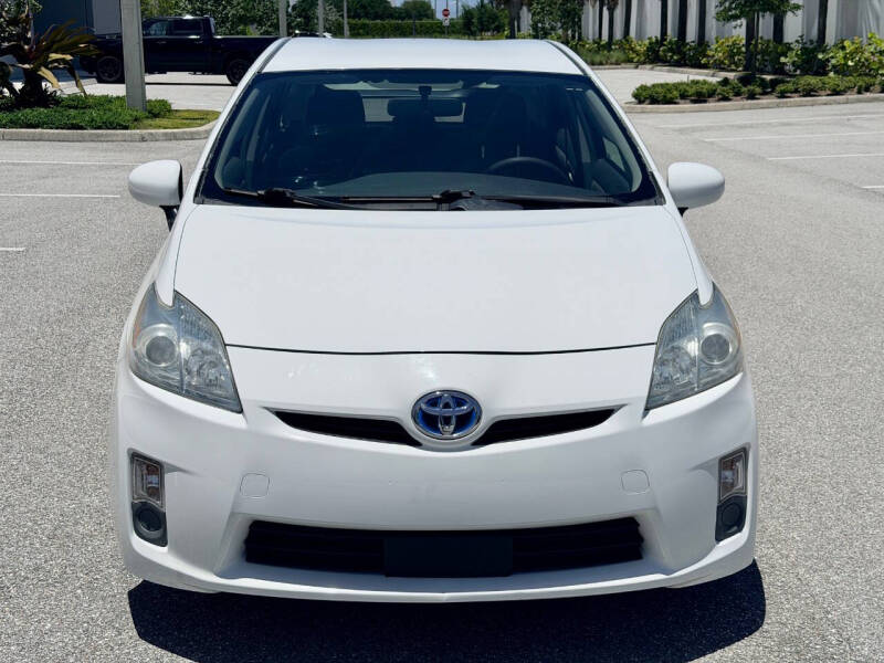 2010 Toyota Prius III
