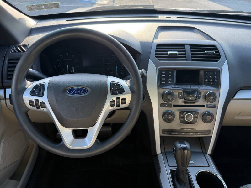 2013 Ford Explorer