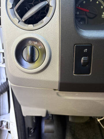 2014 Ford E-Series E-250