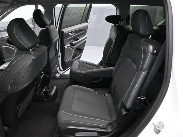 2022 Jeep Grand Cherokee L Laredo