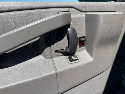 2018 Chevrolet Express 2500