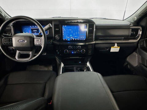 2023 Ford F-450 Super Duty Lariat