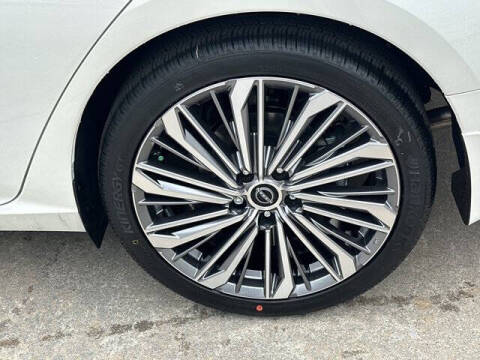 2025 Nissan Altima 2.5 SL