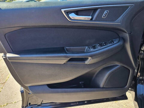 2017 Ford Edge SE