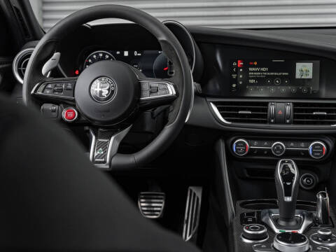 2024 Alfa Romeo Giulia Quadrifoglio