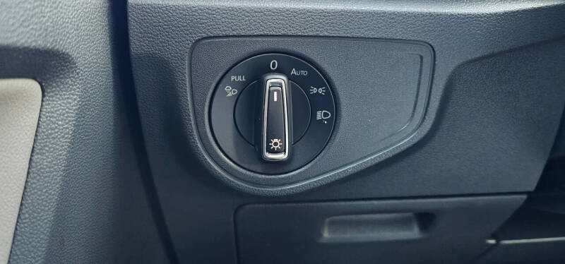 2023 Volkswagen Atlas V6 SE