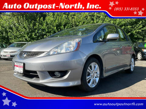 2010 Honda Fit for sale at Auto Outpost-North, Inc. in McHenry IL