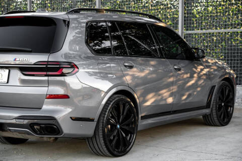2023 BMW X7 M60i