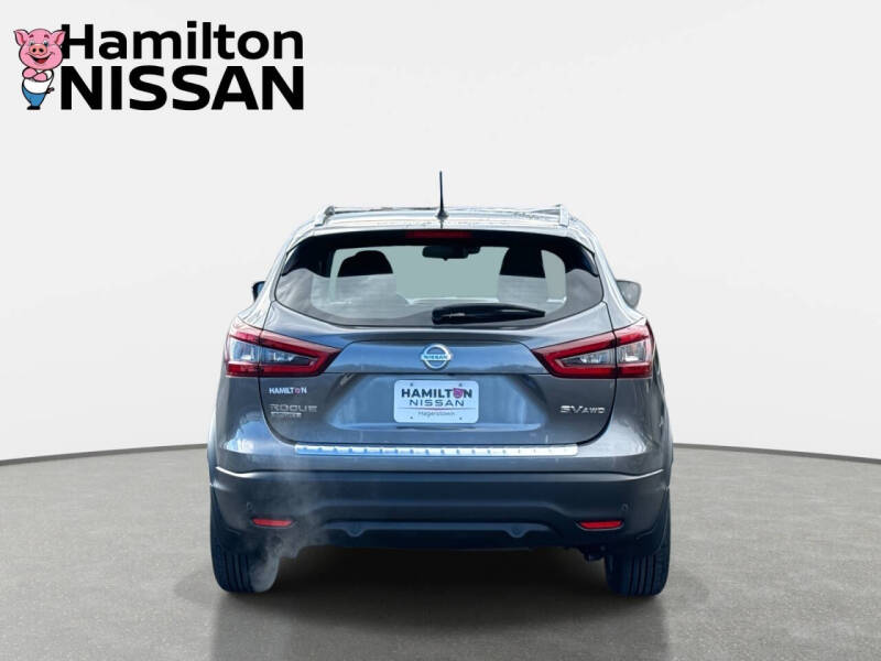 2022 Nissan Rogue Sport SV