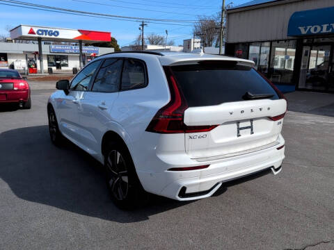 2026 Volvo XC60 B5 Plus
