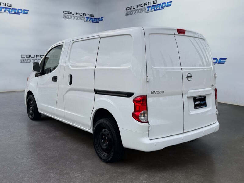 2021 Nissan NV200 SV