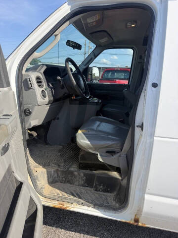 2014 Ford E-Series