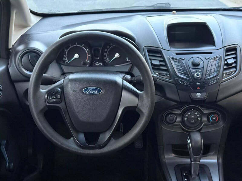 2015 Ford Fiesta S