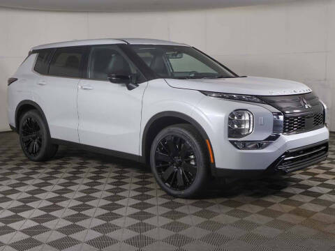 2026 Mitsubishi Outlander LE