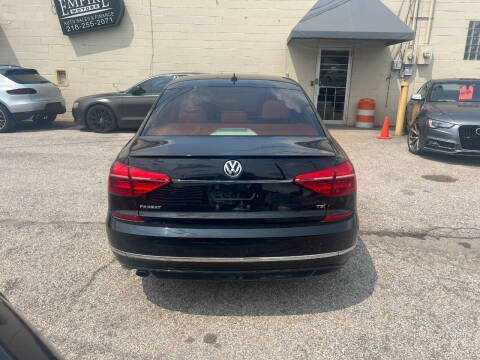 2016 Volkswagen Passat 1.8T R-Line