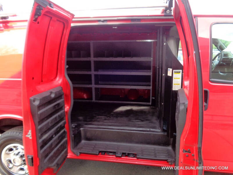 2017 Chevrolet Express 2500