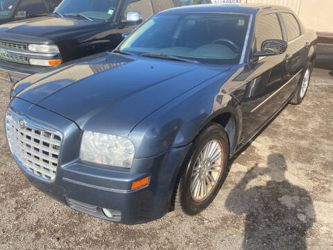 2008 Chrysler 300 for sale at Long & Sons Auto Sales in Detroit MI